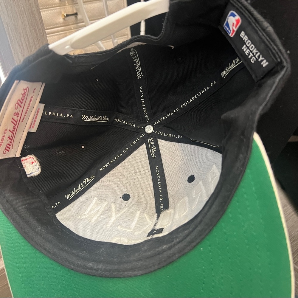 Hat - Picture 6 of 7